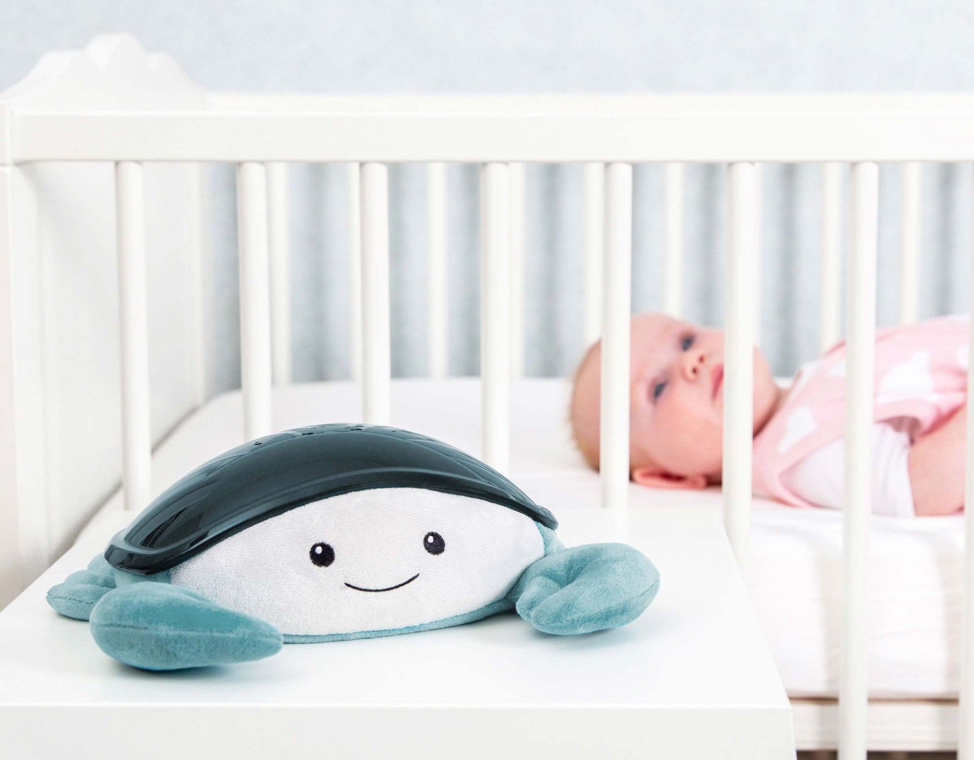 ZAZU Bedtime Projector - Cody The Crab With Ocean Projections
