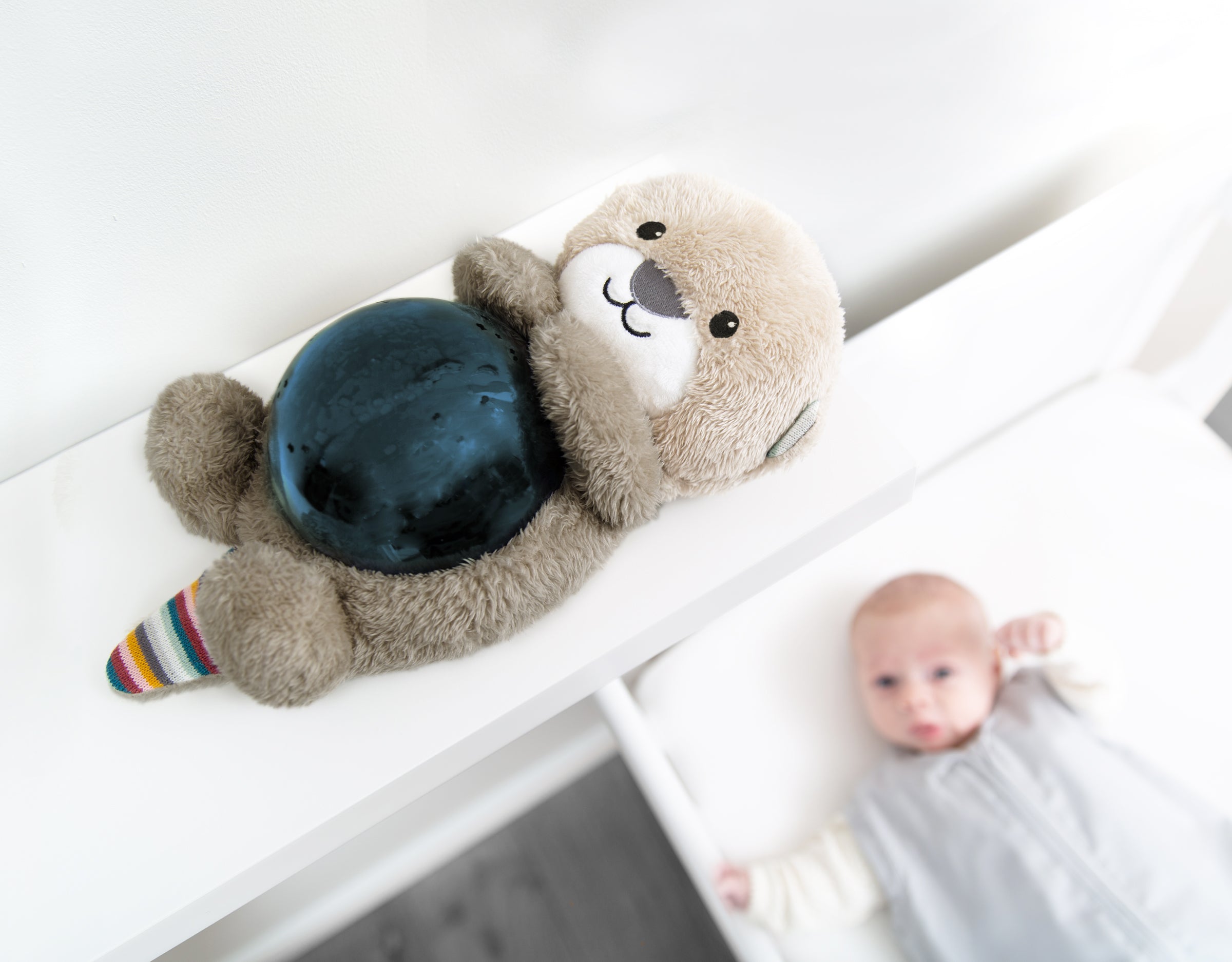 ZAZU Bedtime Projector - Otto The Otter With Ocean Projections